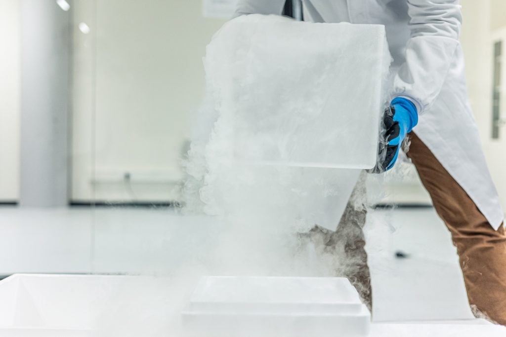Glace carbonique pour le secteur médical et pharmaceutique