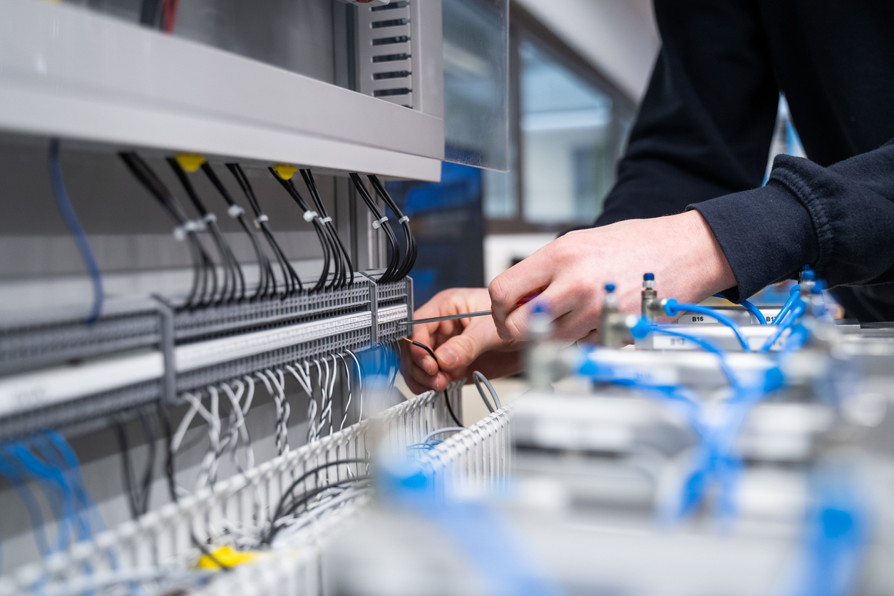 Nettoyage cryogénique dans l'industrie électrique