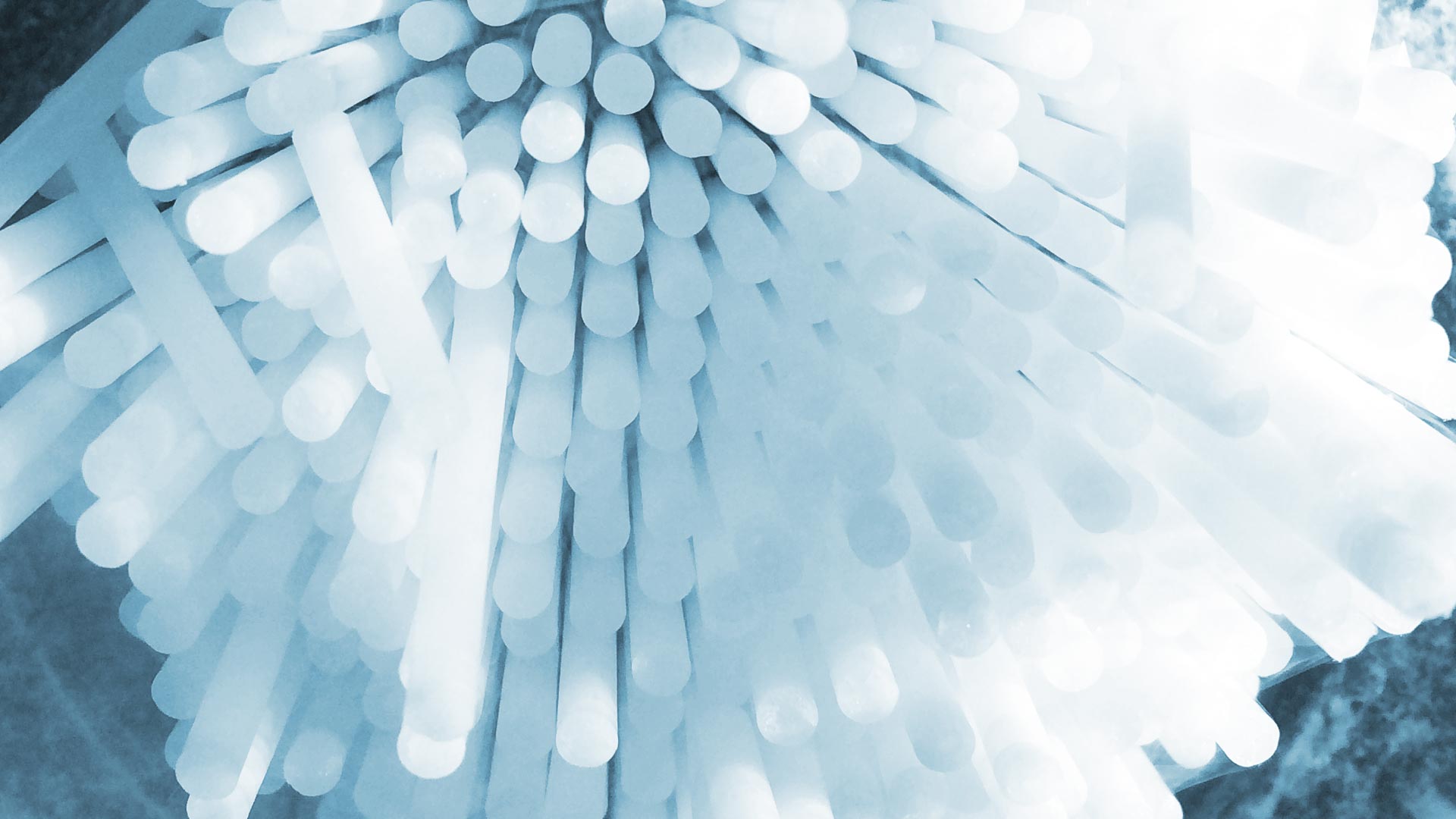 Dry ice blasting media for dry ice cleaning machines