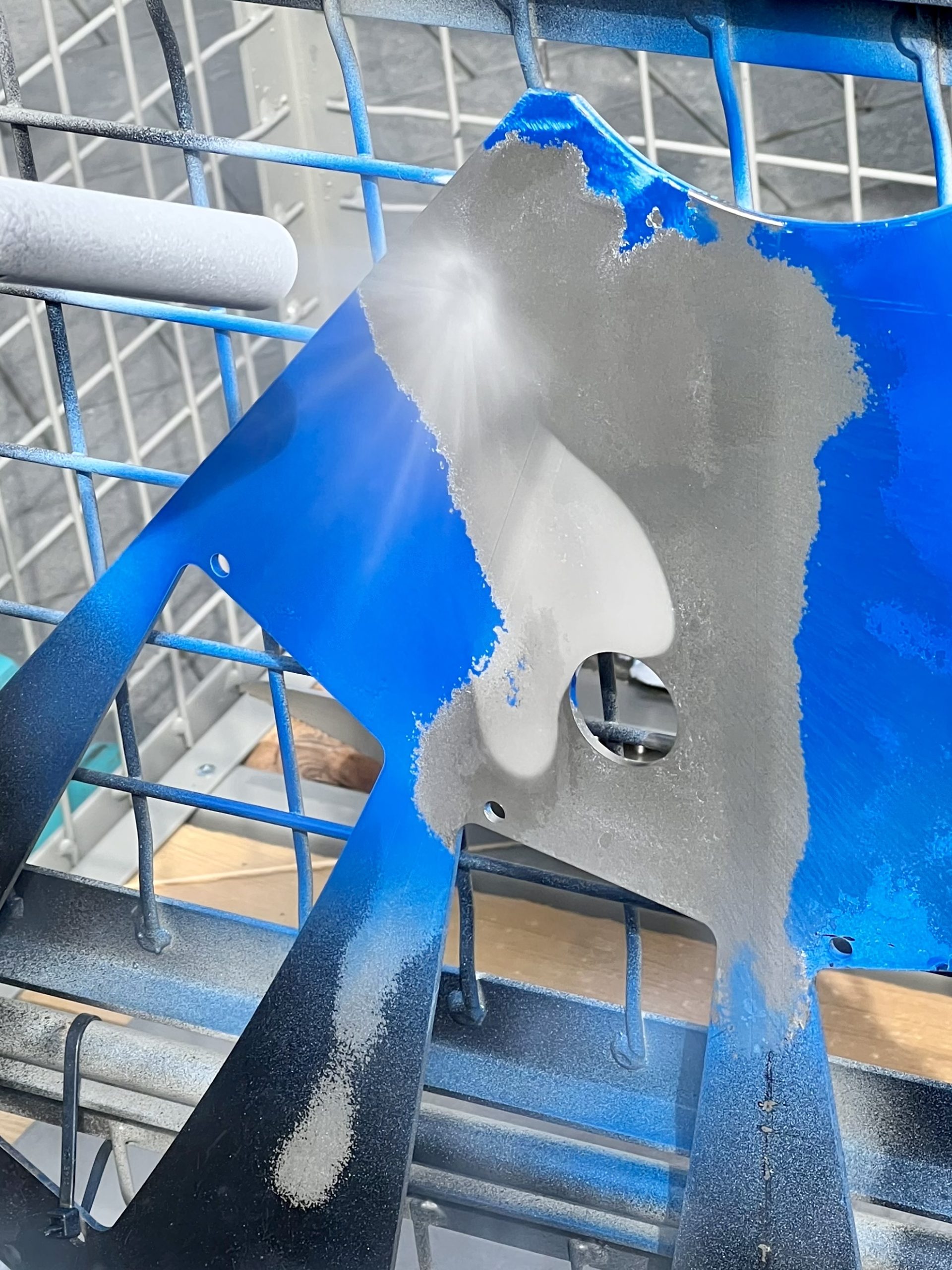 Lack mit Trockeneisstrahlen entfernen