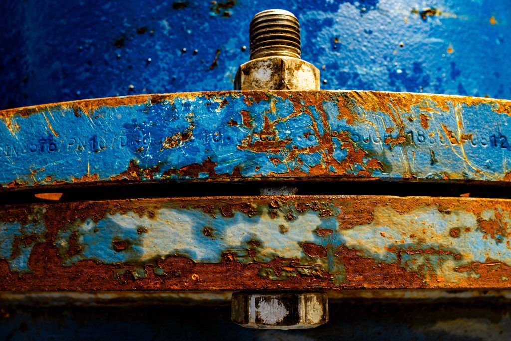 Rust is often difficult to remove, the dry ice blasting process is particularly effective here.