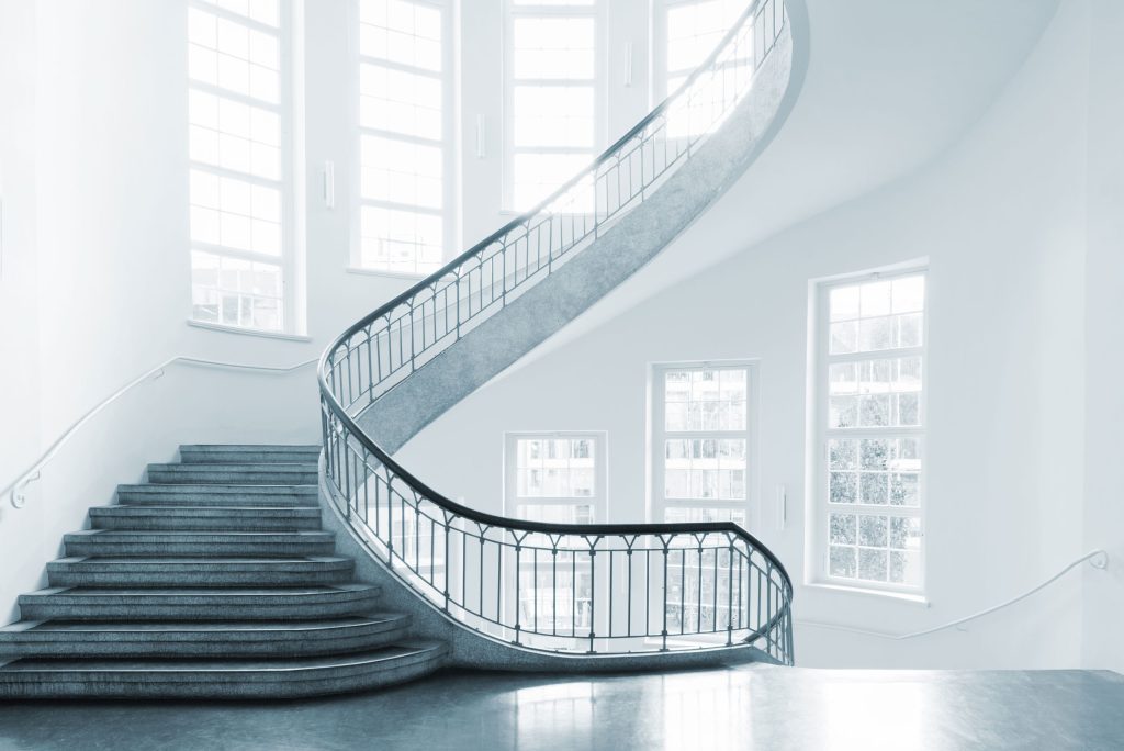 Schonende Trockeneisreinigung für Treppen